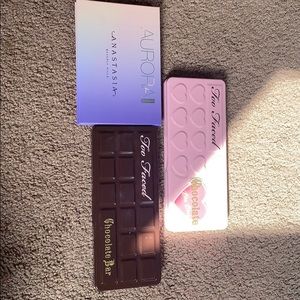 3 makeup palettes! *need gone*